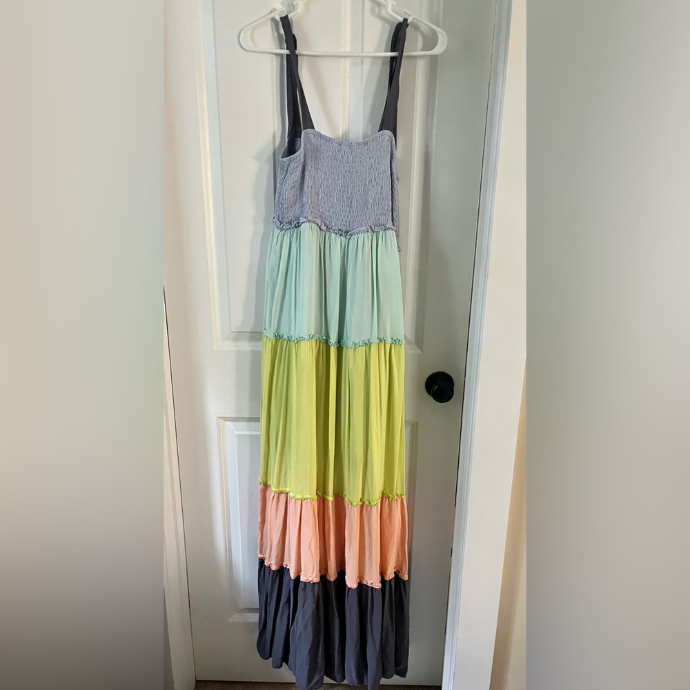 Nwot m rainbow smock dress